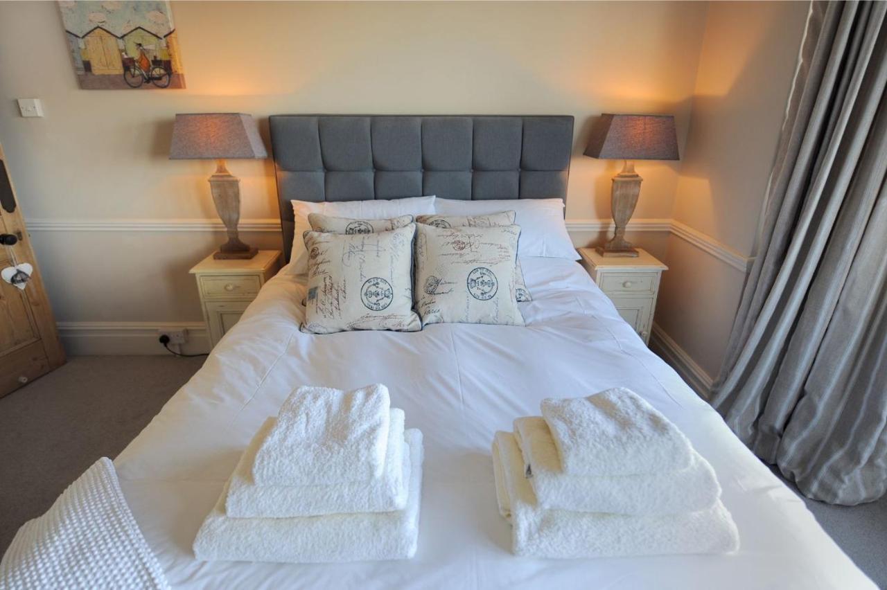 2 Hadleigh Villas Lyme Regis Bagian luar foto