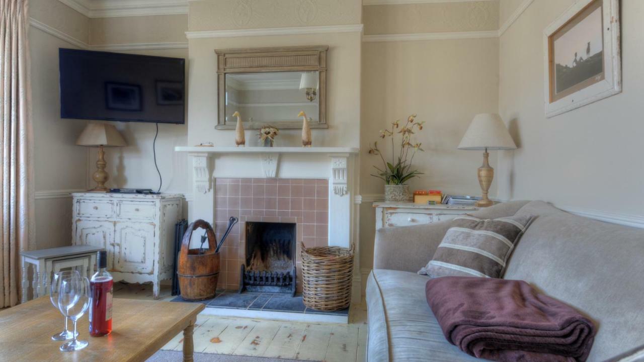 2 Hadleigh Villas Lyme Regis Bagian luar foto