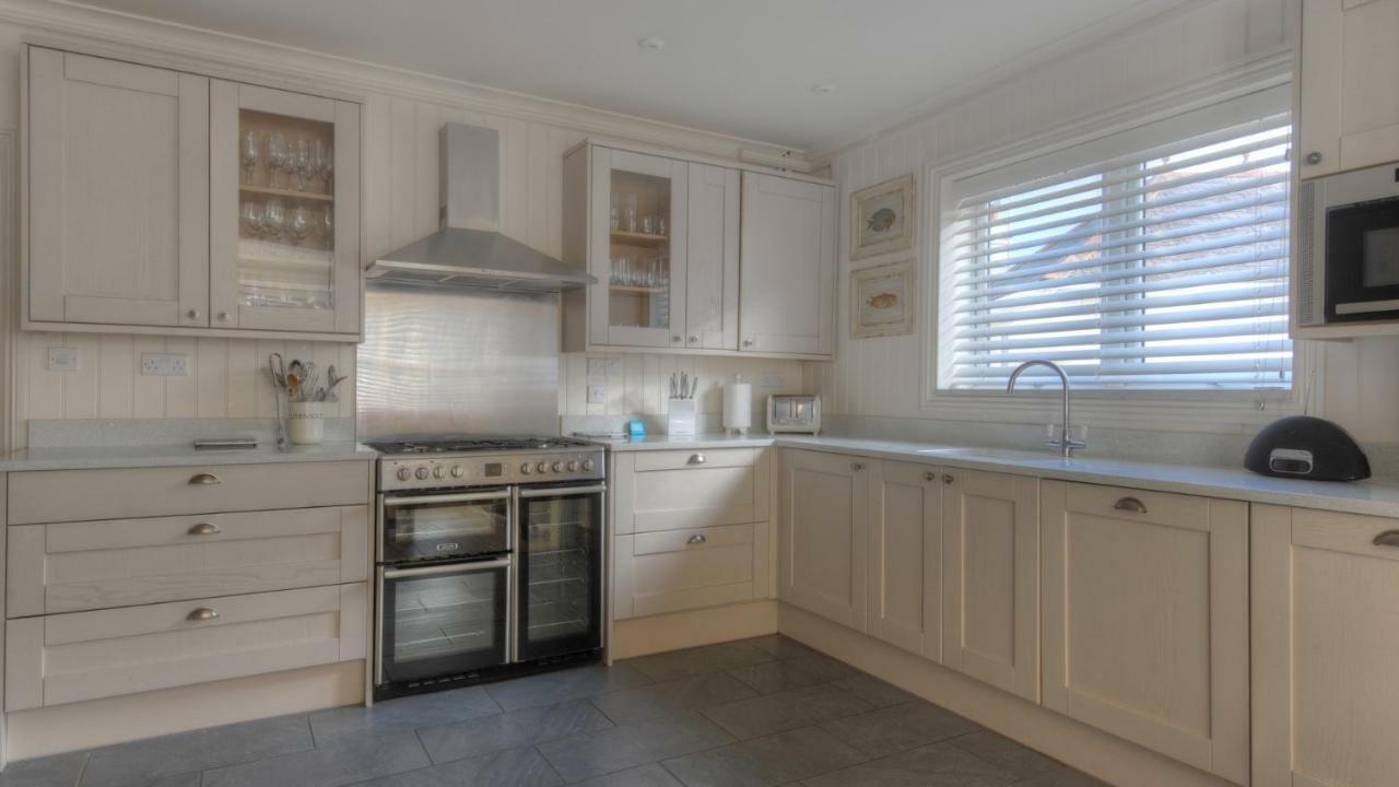 2 Hadleigh Villas Lyme Regis Bagian luar foto